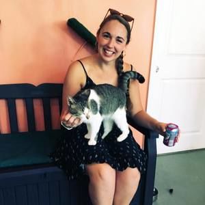 Meet your Posher, Emma